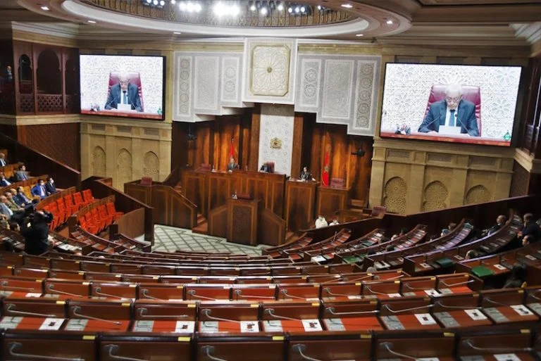 غياب النواب يطرح معادلة التساهل والصرامة في تطبيق الإجراءات الزجرية