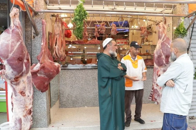 تجار اللحوم: هشاشة المجازر ومستويات الجودة تبعد “بقر البرازيل” عن الرباط