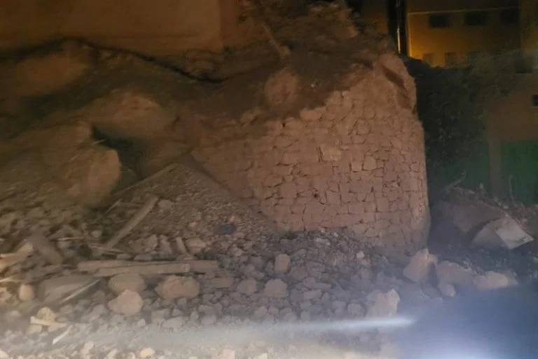 رسميا.. وزارة الداخلية تعلن وفاة 296 شخصا في المغرب إثر الزلزال العنيف