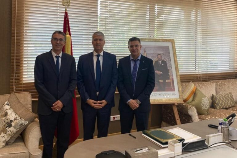 الوزير صديقي يستقبل النقابة الوطنية لموظفي وزارة الصيد البحري “CDT” تمهيدا للحوار الإجتماعي