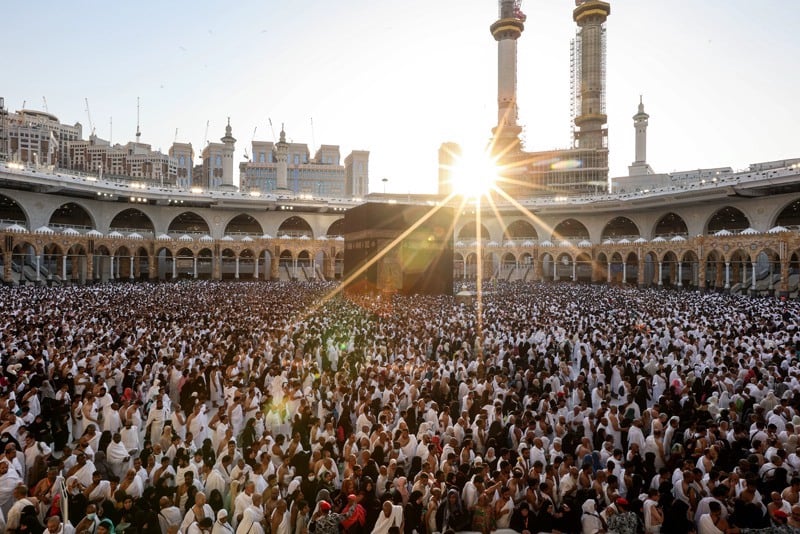 الاثنين أول أيام شهر رمضان في السعودية