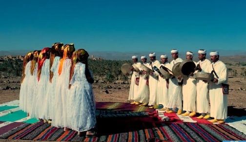 وزارة الشباب والثقافة والتواصل تصدر وثائقيا يسلط الضوء على 6 ألوان فنية شعبية بضفاف وادي درعة