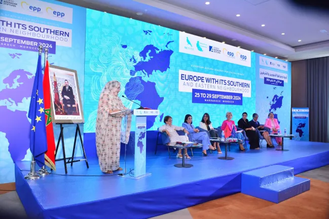 رئيسة منظمة المرأة التجمعية بجهة العيون الساقية الحمراء تشارك في مائدة مستديرة حول المناخ والطاقة<div><span style="font-family: "Droid Arabic Kufi", -apple-system, BlinkMacSystemFont, "Segoe UI", Roboto, Helvetica, Arial, sans-serif, "Apple Color Emoji", "Segoe UI Emoji", "Segoe UI Symbol"; font-size: 20px; font-weight: revert; white-space-collapse: collapse;"></span></div>