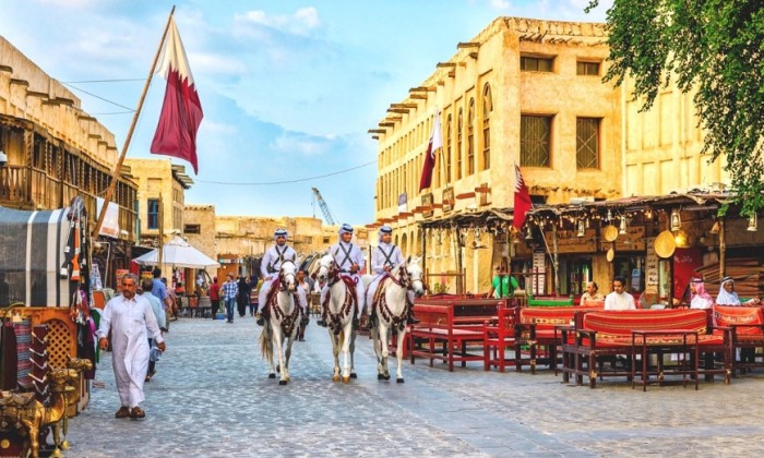 القطريون ينفقون 7.2 مليار دولار على السياحة بالخارج في 6 أشهر<span class="label label-info" style="box-sizing: initial; background-color: rgb(58, 135, 173); padding: 1px 4px 2px; border-radius: 3px; font-family: "Times New Roman"; font-size: 18.4px; font-weight: 400; white-space-collapse: collapse;"></span>