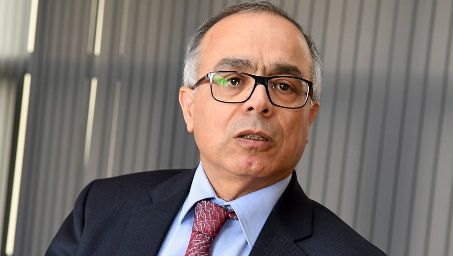 بنموسى يدافع على مشاركة المغرب في أولمبياد باريس: دول ذات باع رياضي طويل حصلت على مراتب متأخرة<span class="author-box-content" style="box-sizing: border-box; display: grid; gap: 15px; grid-template-columns: 60px 1fr; align-items: center;"></span><div><span style="color: revert; font-size: 24px; font-weight: revert; font-family: Almarai, sans-serif; white-space-collapse: collapse;"></span></div>