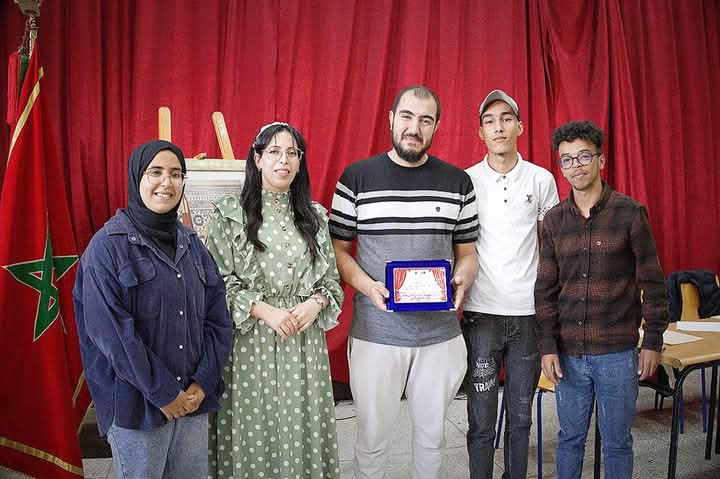 اختيار جمعية المنارة للمسرح والسينما ببوجدور ضمن أفضل 100 مشروع شبابي عالمي في إطار برنامج المنح العالمية