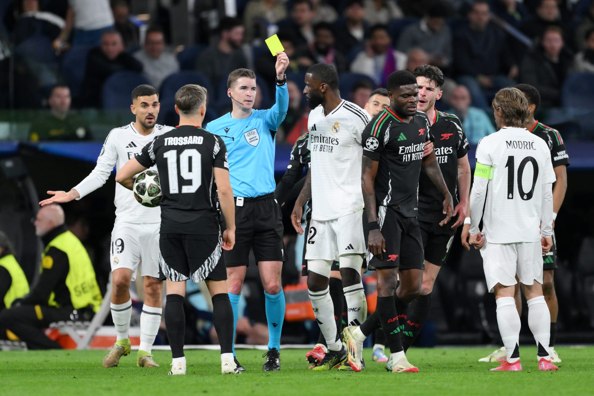 أرسنال يقصي ريال مدريد وإنتر يعبر بايرن في ليلة نارية بدوري الأبطال