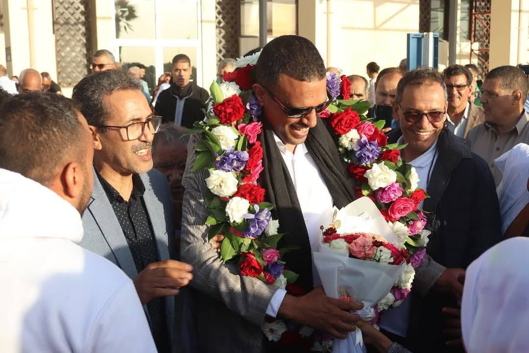 استقبال شعبي للسيد مولود الكيرع بمطار الحسن الأول بعد انتخابه نائبًا لرئيس الاتحاد الإفريقي للتايكواندو