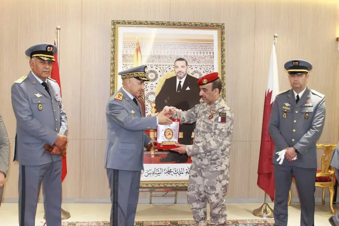 المحكمة العسكرية تحتضن دورة تكوينية لضباط قطريين في المجال القانوني