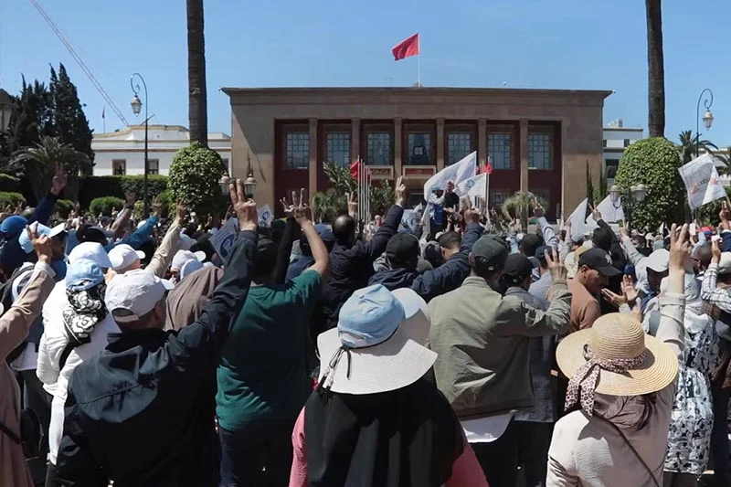 نقابات التعليم تدعو إلى مناظرة وطنية لمواجهة تصاعد العنف المدرسي
