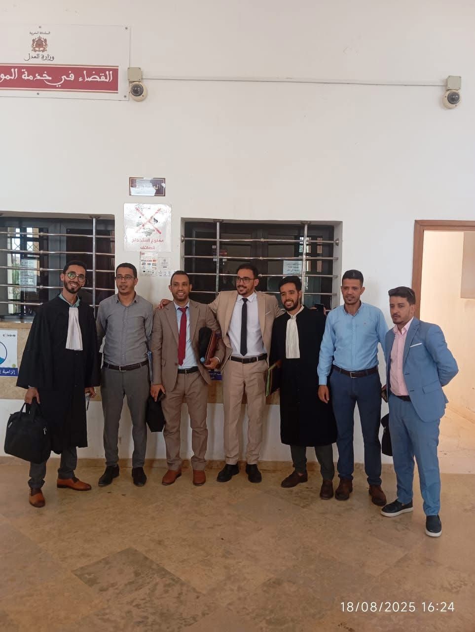 سبعة محامين متطوعين يؤازرون الشاب ميصارة الزين في سابقة دفاعية لافتة